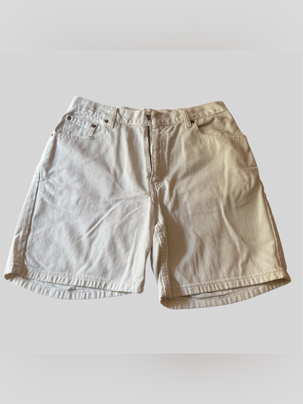 Vintage Levi’s 100% Cotton White Jean Shorts